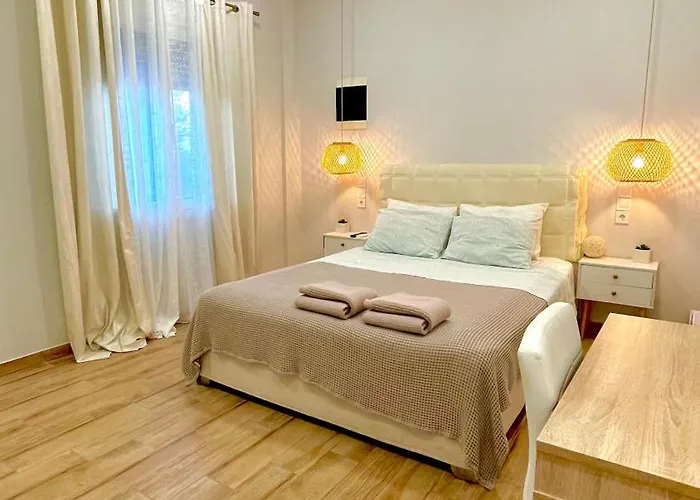 Elia Room & Garden