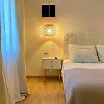 Elia Room & Garden